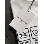 2025年3月1日春夏高品質新品Balenciaga半袖 tシャツDW工場
