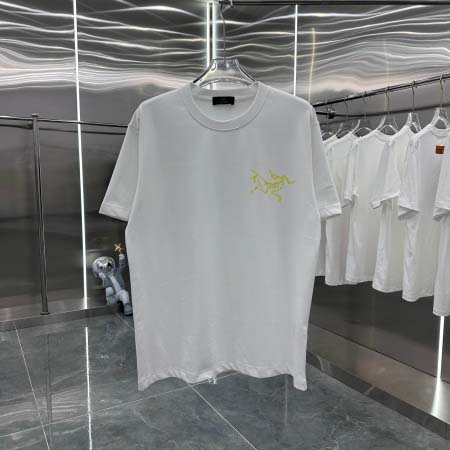 2025年3月1日春夏高品質新品ARCTERYX半袖 tシャ...