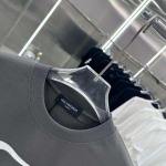 2025年3月1日春夏高品質新品Balenciaga半袖 tシャツDW工場