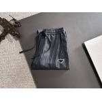 2025年3月2日春夏高品質新品Pradaスウェットパンツ DW工場