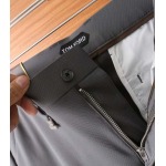 2025年3月3日春夏高品質新品Tomfordスラックスliangp工場