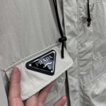 2025年3月3日春秋高品質新品プラダジャケットliangp工場