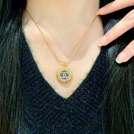 2025年3月7日入荷新品Chanelネックレスギフト/誕生...