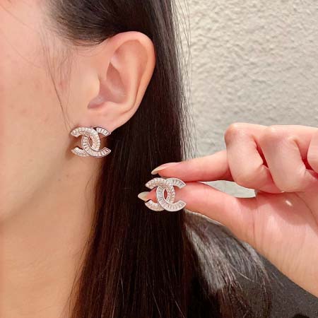 2025年3月7日入荷新品Chanelピアスギフト/誕生日/...