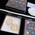 2025年3月7日入荷新品Diorピアスギフト/誕生日/記念品/xin工場