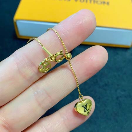 2025年3月9日入荷新品Louis Vuittonネックレ...
