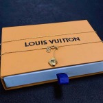2025年3月9日入荷新品Louis Vuittonネックレスギフト/誕生日/記念品/アクセサリーxin工場