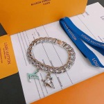 2025年3月9日入荷新品Louis Vuittonブレスレットギフト/誕生日/記念品/アクセサリーxin工場