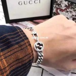 2025年3月9日入荷新品Gucciネックレスギフト/誕生日/記念品/アクセサリーxin工場