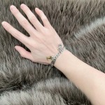 2025年3月9日入荷新品Louis Vuittonブレスレットギフト/誕生日/記念品/アクセサリーxin工場