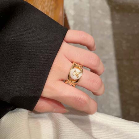 2025年3月9日入荷新品Louis Vuitton指輪ギフ...