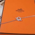 2025年3月9日入荷新品Hermesネックレスギフト/誕生日/記念品/アクセサリーxin工場