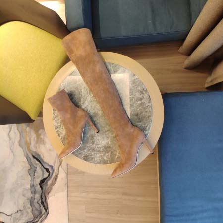 2025年3月10日入荷新品Jimmy choo業界最高品質...