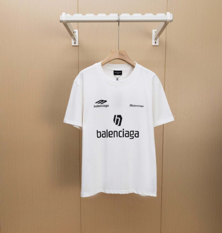 2025年3月13日新品Balenciaga半袖 tシャツ ...