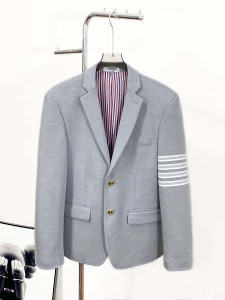 2025年3月15日春新作高品質Thom Browneジャケ...