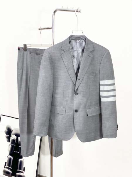 2025年3月15日春新作高品質Thom Browneスーツ...