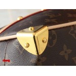 2025年3月16日 ルイヴィトン新品 M13084  Handbag East West  x   Monogram  LV x TM 27.0 x 14.0 x 10.0