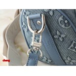 2025年3月16日 ルイヴィトン新品 M22762  Keepall Bandoulière 25  Monogram Washed Demin   Monogram  25 x 15 x 11 cm