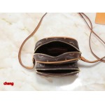 2025年3月16日 ルイヴィトン新品 M14024  Pharrell Williams  80  Amazone  Monogram   Monogram :13.5 x 20.0 x 8.0