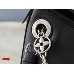 2025年3月16日 ルイヴィトン新品 M13014 M24860  CarryAll BB  Monogram   Monogram 26.0 x 17.0 x 10.0