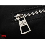 2025年3月16日 ルイヴィトン新品 M13014 M24860  CarryAll BB  Monogram   Monogram 26.0 x 17.0 x 10.0