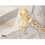 2025年3月16日 ルイヴィトン新品 M13157 M24255 M24114   Hand It All  Bloom   Monogram 29.0 x 18.0 x 13.0