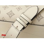 2025年3月16日 ルイヴィトン新品 M13157 M24255 M24114   Hand It All  Bloom   Monogram 29.0 x 18.0 x 13.0