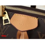 2025年3月16日 ルイヴィトン新品 M46610 M46609 M46674 Sac Sport  Monogram Empreinte 27.0 x 22.0 x 10.5