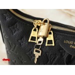 2025年3月16日 ルイヴィトン新品 M46610 M46609 M46674 Sac Sport  Monogram Empreinte 27.0 x 22.0 x 10.5