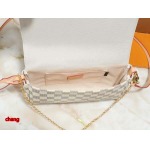 2025年3月16日 ルイヴィトン新品 M40718 N41275N41129 FAVORITE  Favorite Monogram     28.0 x 15.0 x 4.0