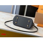 2025年3月16日 ルイヴィトン新品 M13670 M14197 M53152  Alma BB  Epi  x   LV “” 23.5 x 17.5 x 11.5