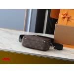 2025年3月16日 ルイヴィトン新品 M81260 M80741 M59161 Alpha Wearable  Monogram Eclipse    18.5×11×6.5cm