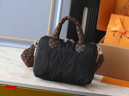 2025年3月16日 ルイヴィトン新品 M21061 M20...