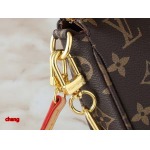 2025年3月16日 ルイヴィトン新品 M13663 M13404 M13440 M92649  Pochette Accessoires  Monogram    22.0 x 13.0 x 4.0