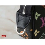 2025年3月16日 ルイヴィトン新品 M13663 M13404 M13440 M92649  Pochette Accessoires   Monogram  x 22.0 x 13.0 x 4.0