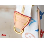 2025年3月16日 ルイヴィトン新品 M13663 M13404 M13440 M92649  Pochette Accessoires   Monogram  x 22.0 x 13.0 x 4.0