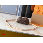 2025年3月16日 ルイヴィトン新品 M82335  Mini Bumbag  LV Gradient   Monogram Empreinte  17.0 x 12.0 x 9.5