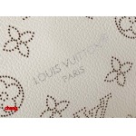 2025年3月16日 ルイヴィトン新品 M13180 MahinaBoundless—— HouseMahina 16.9 x 13.2 x 6.7