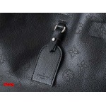 2025年3月16日 ルイヴィトン新品 M13180 MahinaBoundless—— HouseMahina 16.9 x 13.2 x 6.7