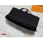 2025年3月16日 ルイヴィトン新品【M20835】S-Lock  Taurillon Monogram   ：39 x 30 x 8cm