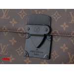 2025年3月16日 ルイヴィトン新品【M20835】S-Lock  Taurillon Monogram   ：39 x 30 x 8cm