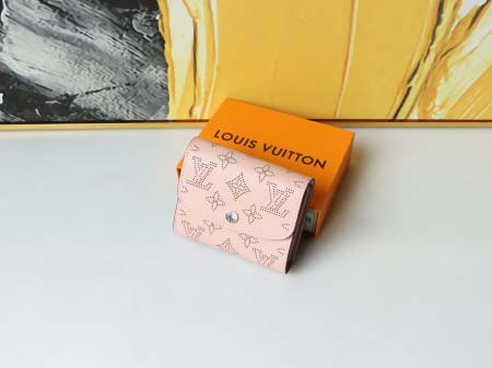 2025年3月17日新品財布M62540 MahinaLou...