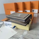 2025年3月17日新品財布M82370 M81927 Louis Vuitton Monogram Unplant“Portefeuille Cla zy工場