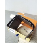 2025年3月17日新品財布M68587 Capucines  Taurillon Louis Vuitton zy工場