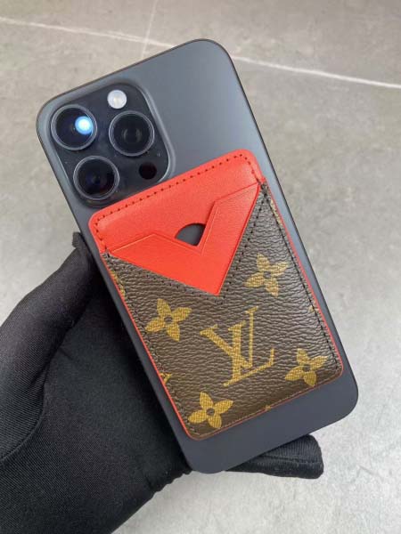 2025年3月17日新品 カードホルダーLouis Vuit...