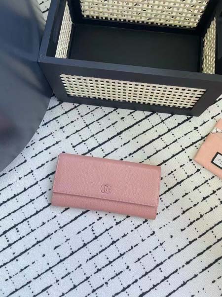 2025年3月17日新品財布GUCCI 456116  19...