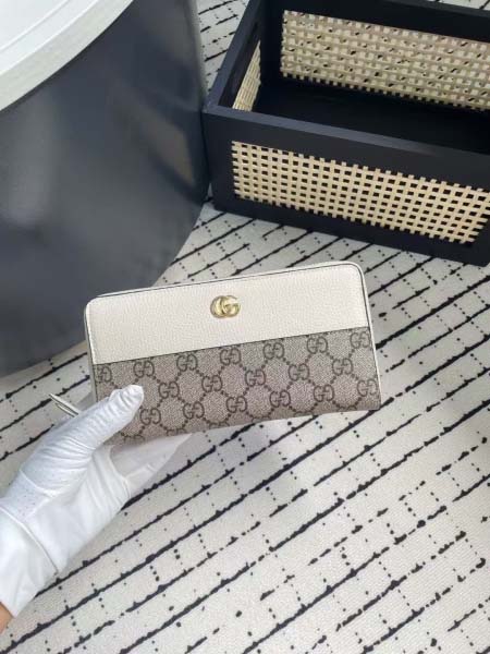 2025年3月17日新品財布GUCCI 456117  PV...