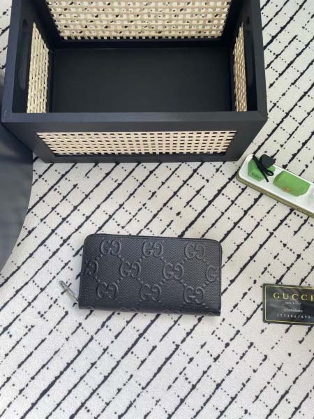 2025年3月17日新品財布GUCCI 625558 19....