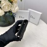 2025年3月17日新品 財布Dior zy工場