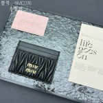 2025年3月17日新品財布Miumiu  pocket 8X10.5cm zy工場